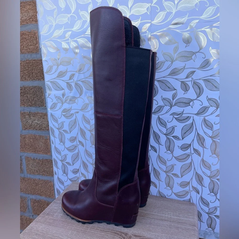 Sorel Fiona OTK Wedge Boots in Dark Burgundy Leather | Size 8.5